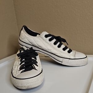 Converse Chuck Taylor All Star Ox Quilted White Sneakers Size Mens 6.5 Women 8.5
